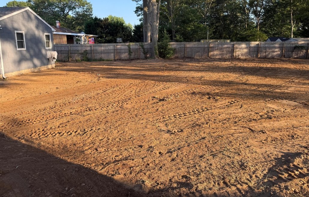 LEVELING LAND